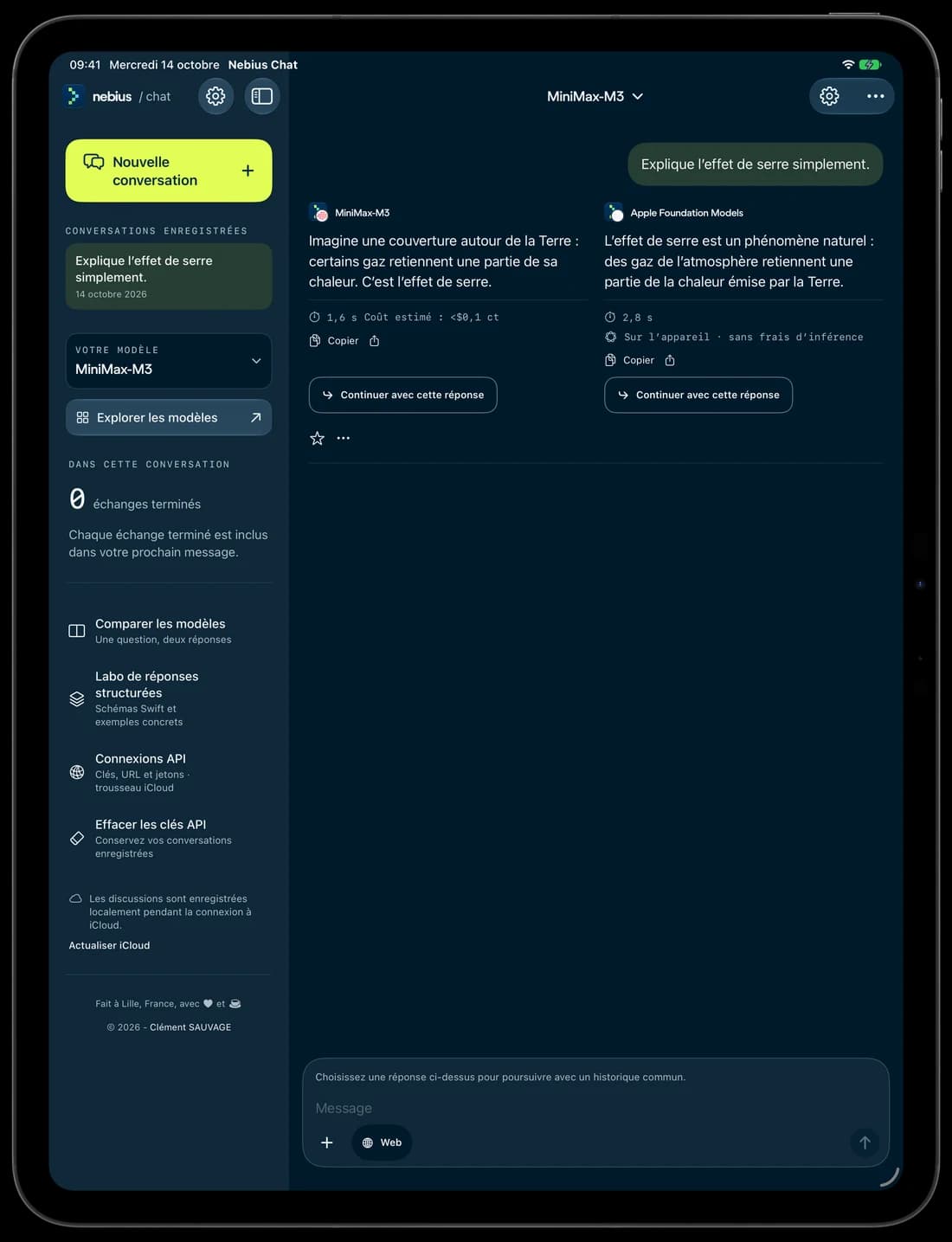 Deux réponses à la même question, côte à côte sur iPad.